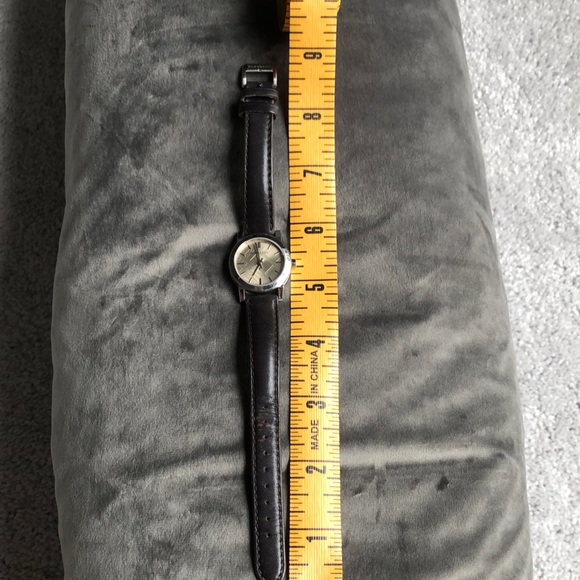 Burberry watch, dark brown original leather band - Picture 7 of 13